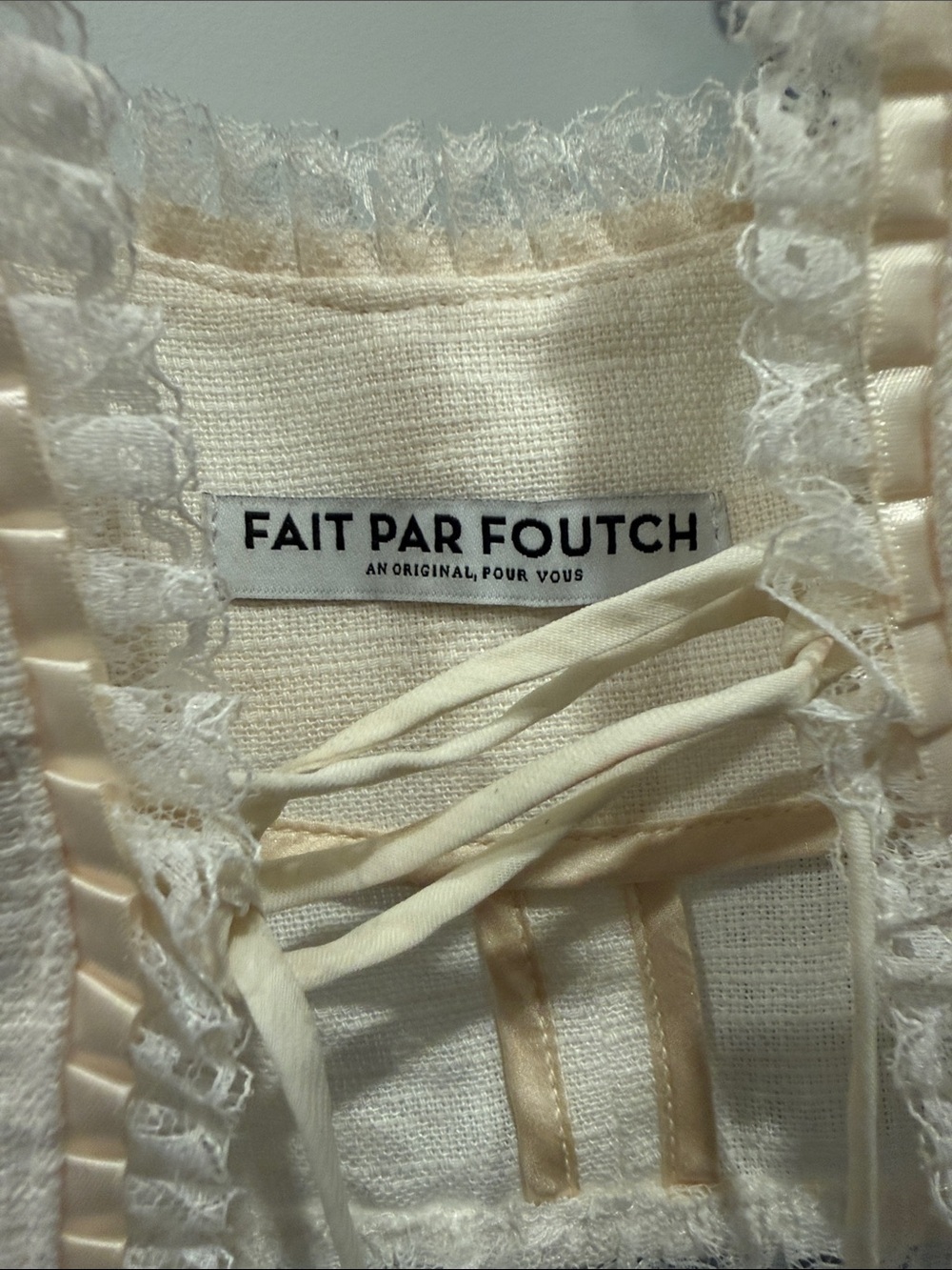 Fait Par Foutch Ivory Lace-Trim Corset Top - Picture 7 of 8